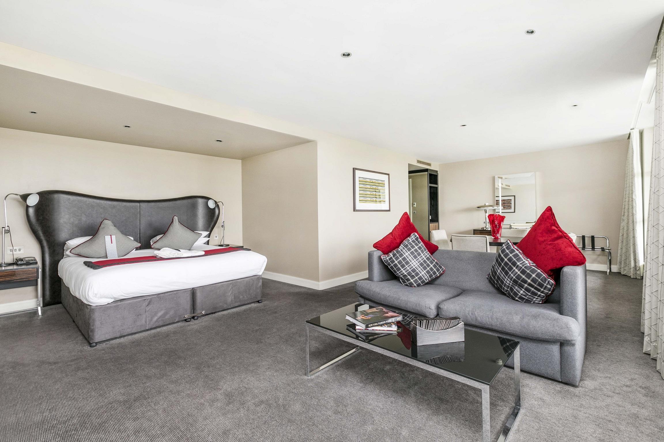 Brooklands Hotel & Spa Weybridge Exterior foto